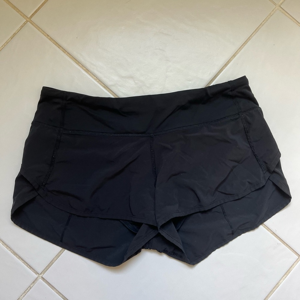 Black lululemon speed up shorts size 6